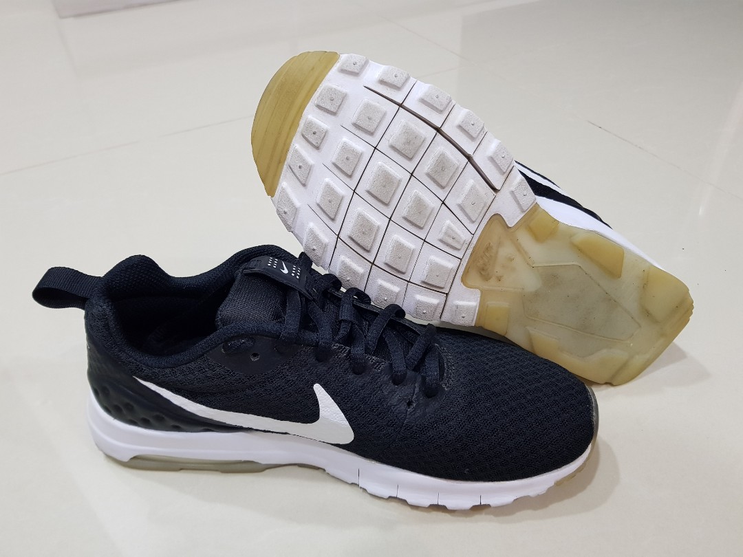 womens nike air max motion low