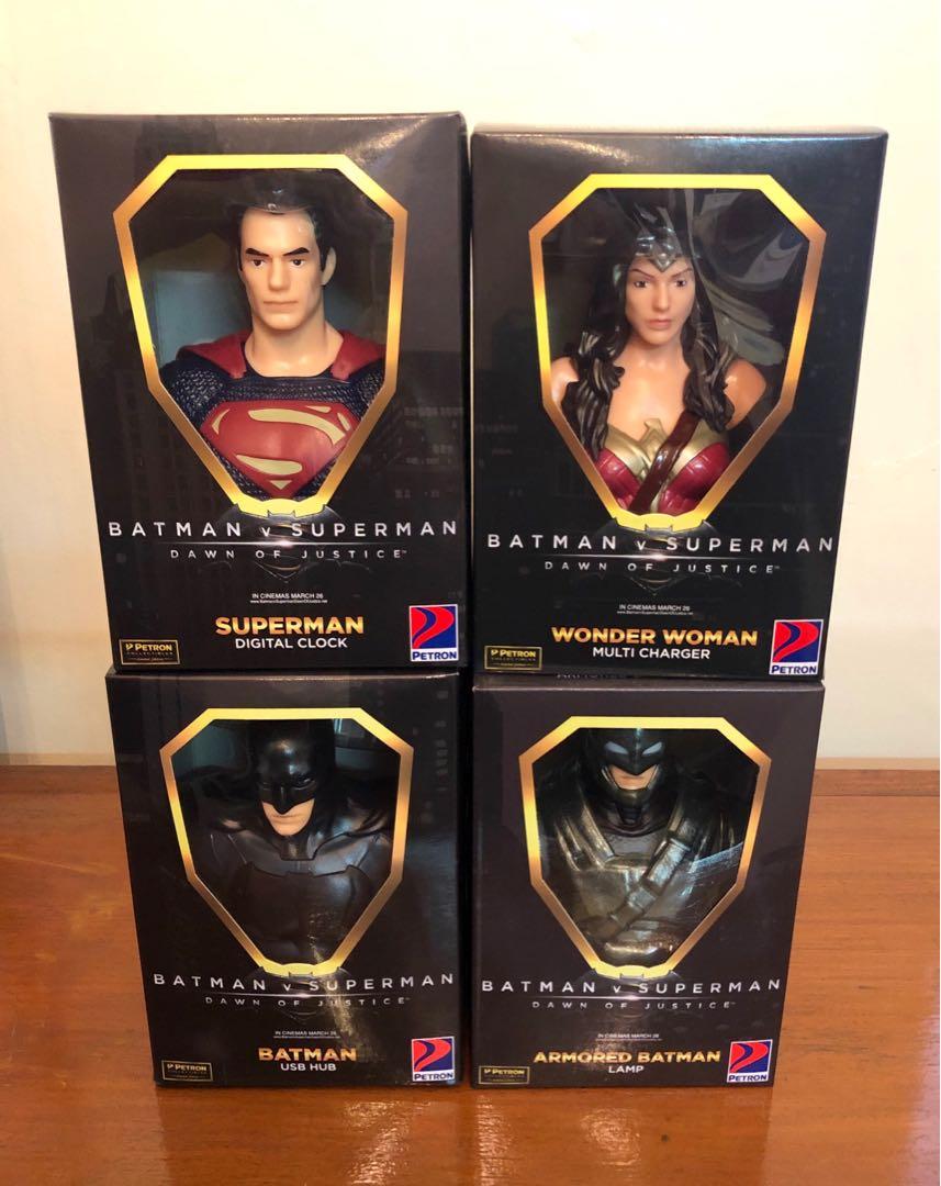 Petron Justice League (Category: Figurines & Statues) located in Quezon City. Submitted by lmdavid (Listing ID 251877638, Image 1). Description: Petron Batman vs Superman "Dawn of Justice" .