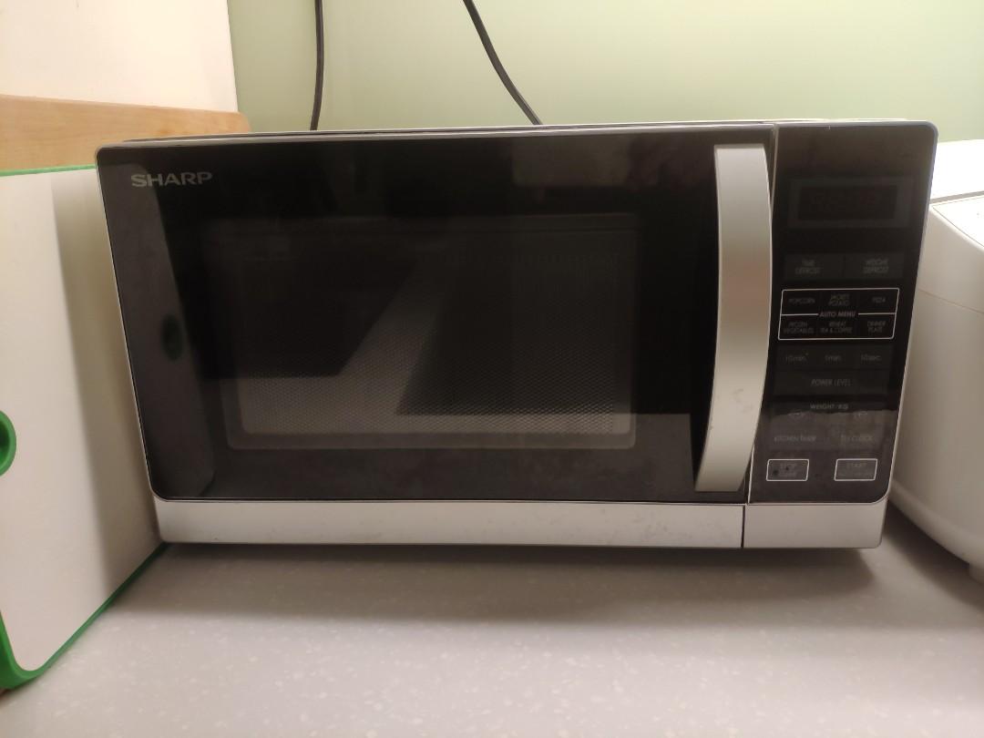 Sharp microwave oven R202ZS, TV & Home Appliances, Kitchen Appliances