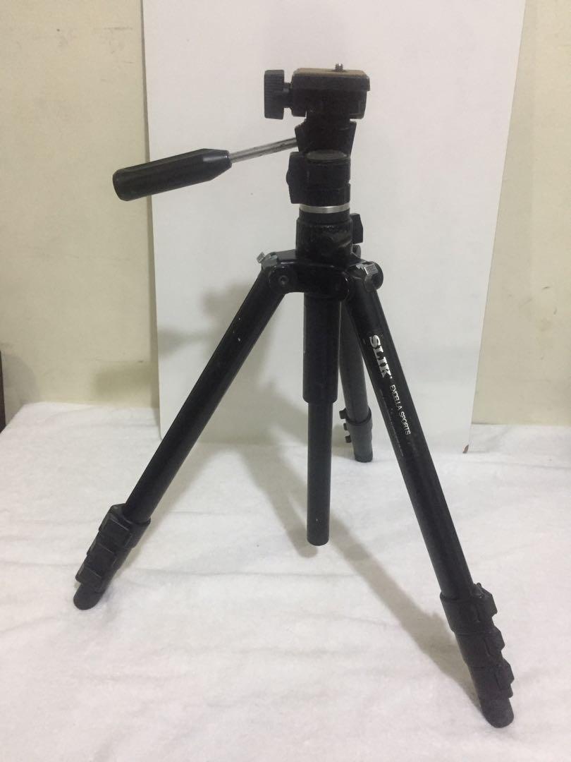 Slik Sport Excella 4 tier tripod used, Photography, Photography