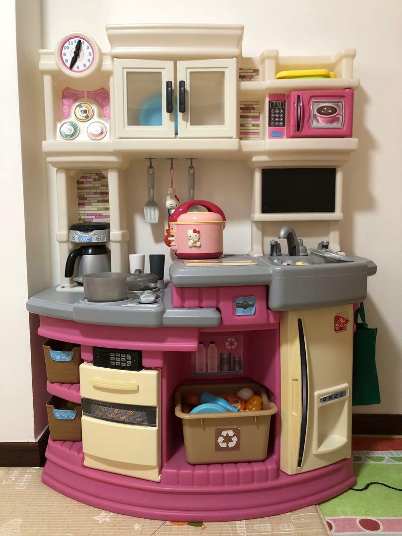 Step 2 kitchen set, Babies & Kids, Baby Nursery & Kids Furniture, Kids ...