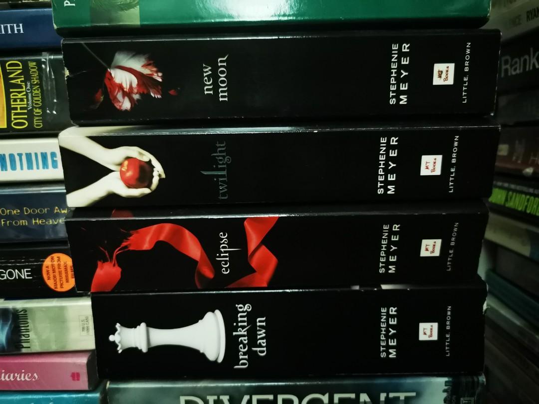 Twilight series for 600 (Category: Storybooks) located in Makati City. Submitted by minimalistspace (Listing ID 251971057, Image 1). Description: .