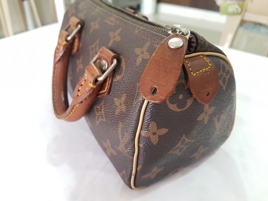 Vintage Louis Vuitton Nano Speedy – Dina C's Fab and Funky Consignment  Boutique