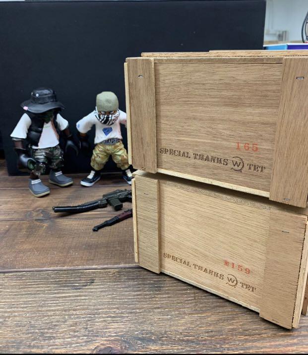 WTAPS X FIGHTING FORCE FRIENDS AND FAMILY FIGURE SET, 興趣及遊戲