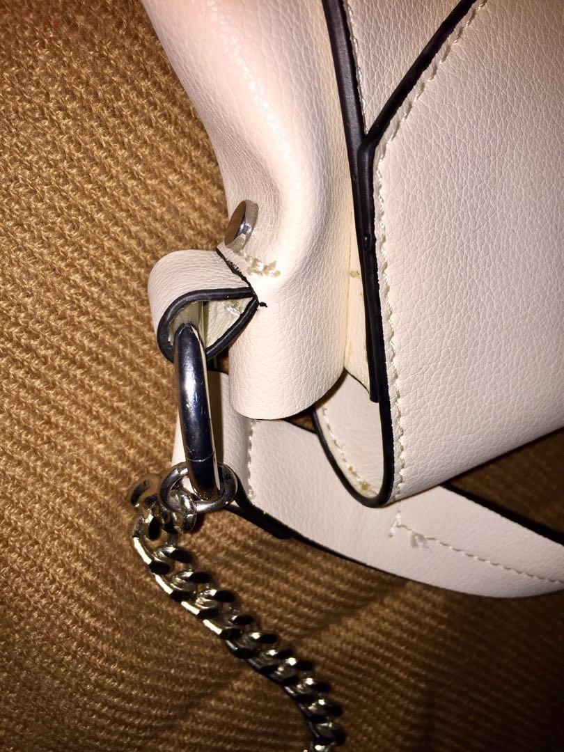 Zara Bucket New Tortoiseshell Detail Beige White Bag Chain sling Women s Fashion Bags Wallets Cross body Bags on Carousell