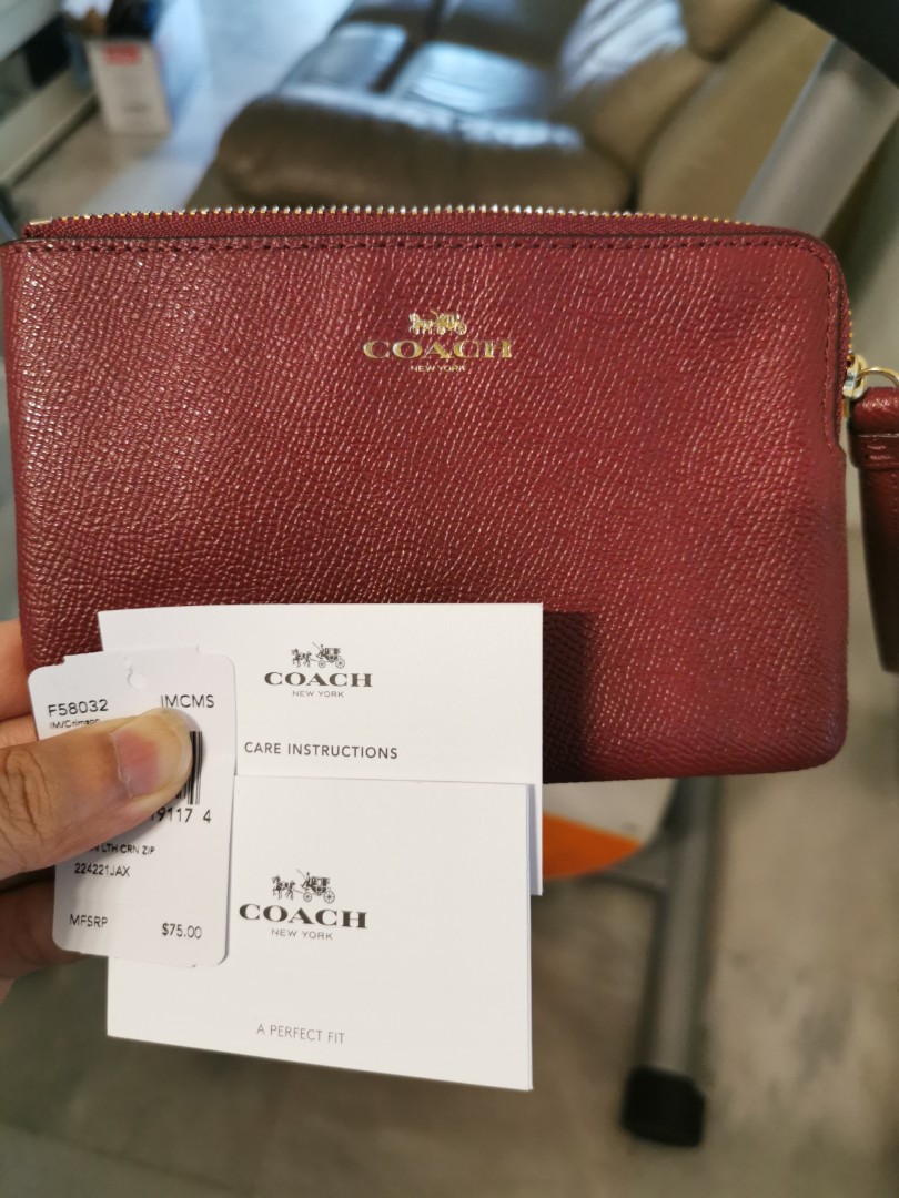 100% Genuine Coach, Women's Fashion, Bags & Wallets, Purses & Pouches ...