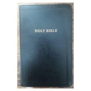 Holman KJV Personal Size Bible (Black Leather Touch)