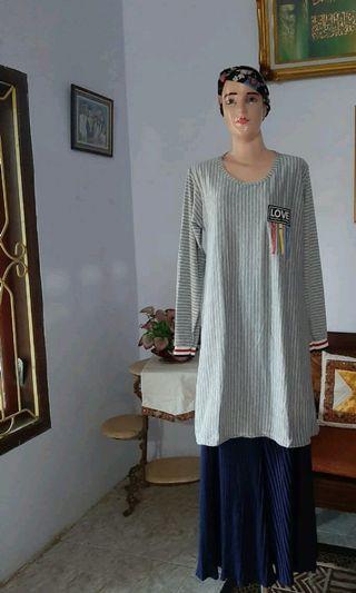 Tunik kaos dan celana