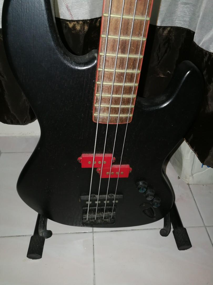 Sx pirate bass shop guitar