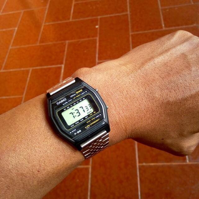 Casio hot sale f 85