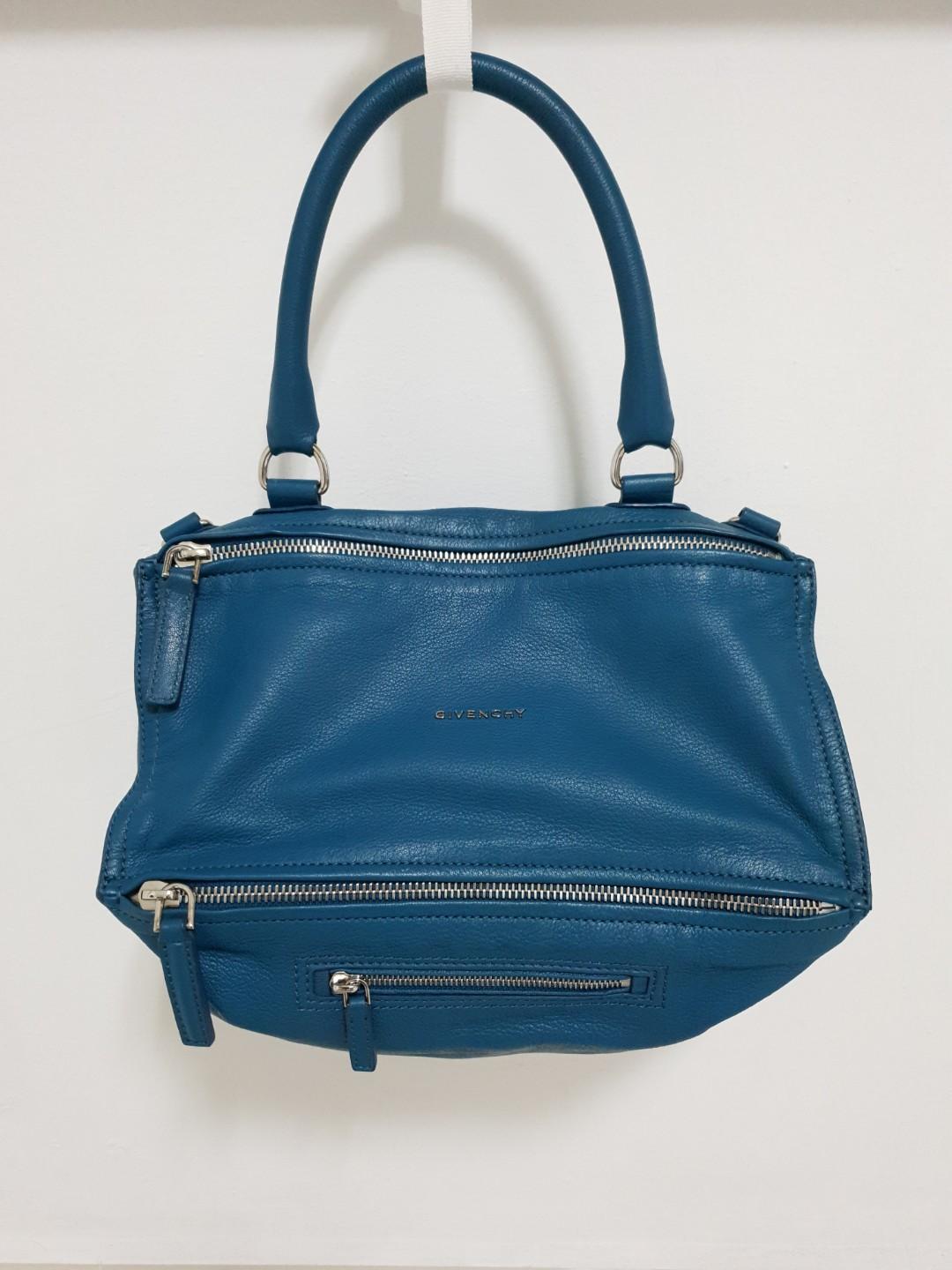 Givenchy hot sale pandora 2019