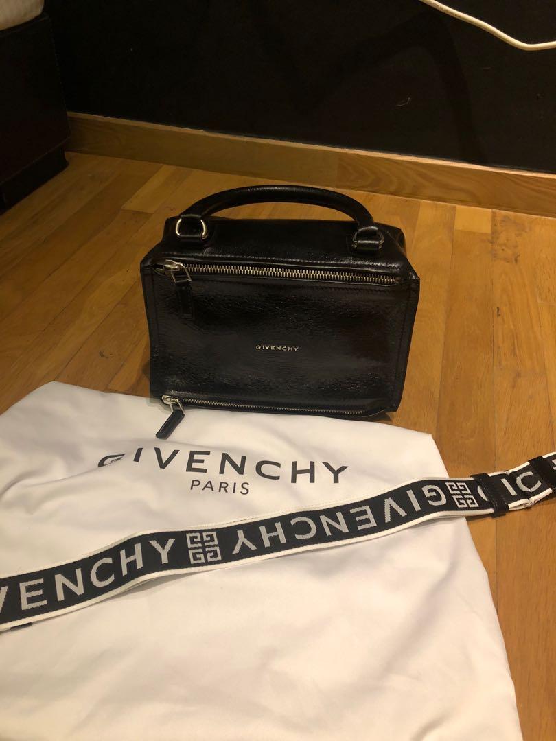 givenchy pandora logo strap