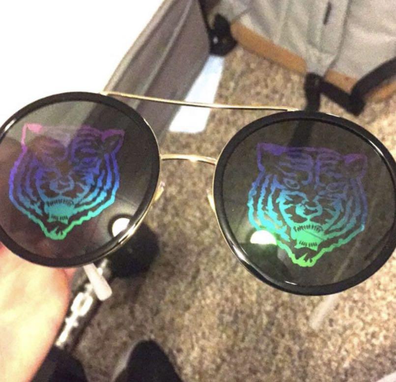 Gucci hotsell sunglasses tiger