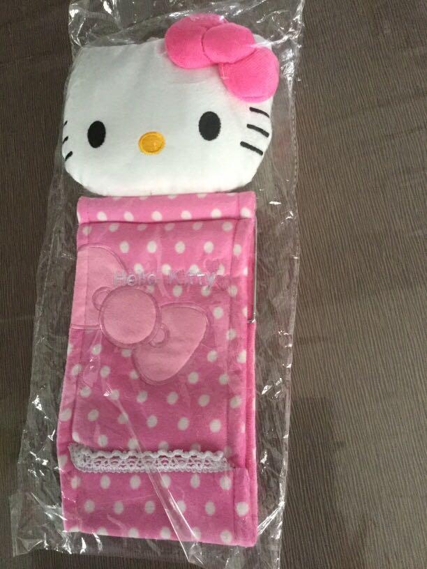 Hello kitty toilet roll holder, Everything Else on Carousell