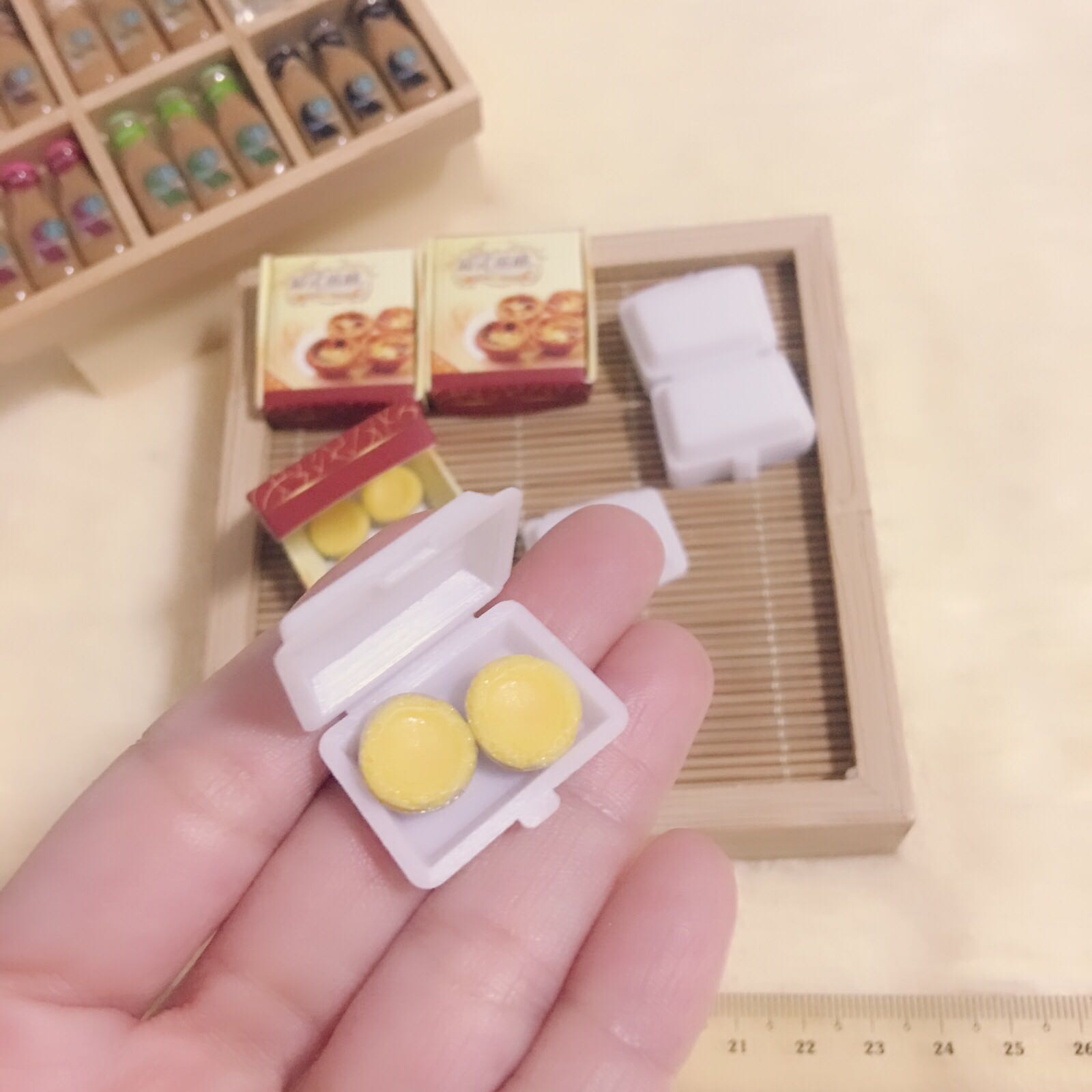 lunch box dollhouse