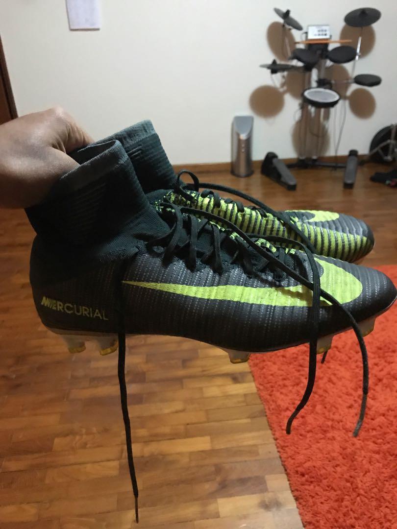 mercurial superfly 216