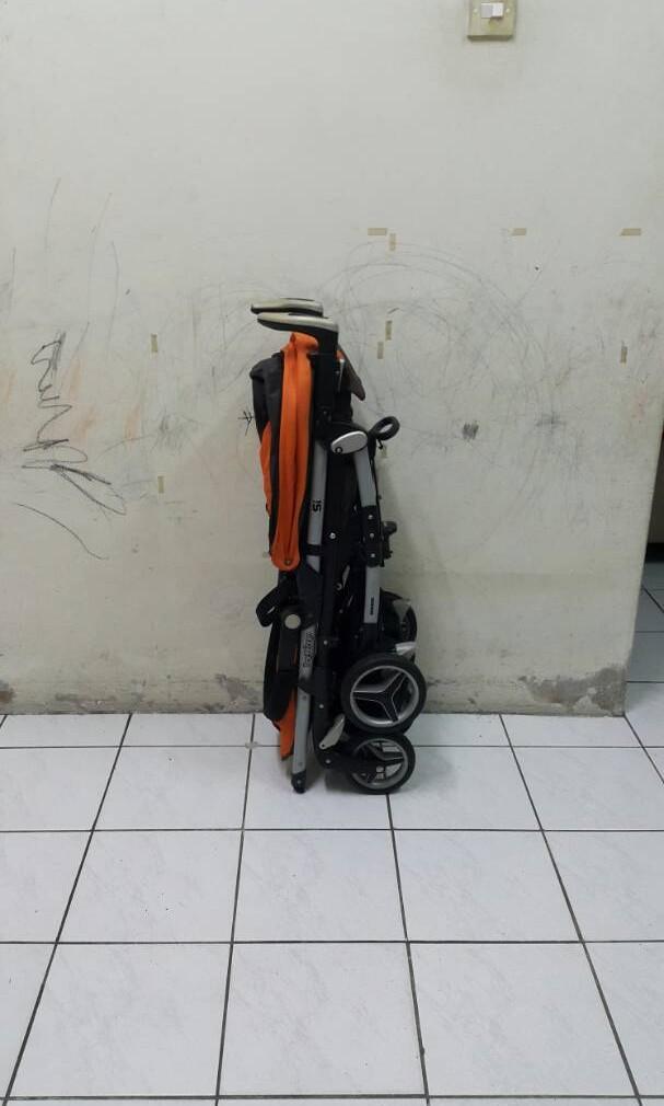 Peg Preggo Stroller (Category: Strollers) located in Kuala Lumpur. Submitted by ffirdaus (Listing ID 252104609, Image 3). Description: Hi. Anak dah tak minat duduk dalam stroller. Jual sebab clearkan stor.