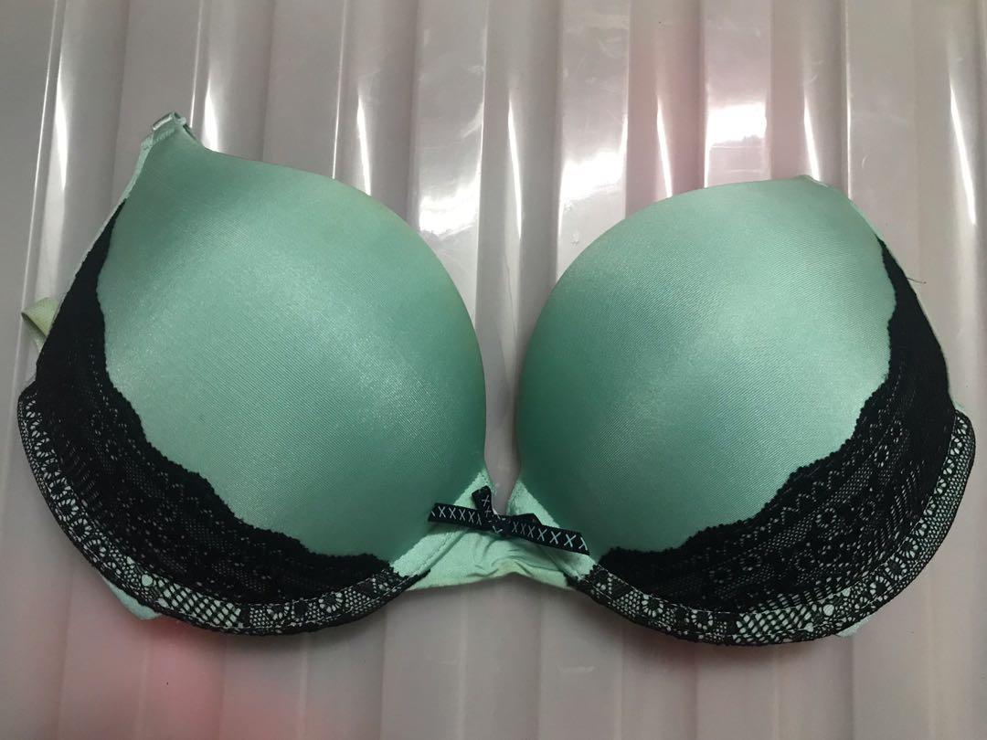 Preloved bra Bombshell push up - up 2 cup like Victoria Secret