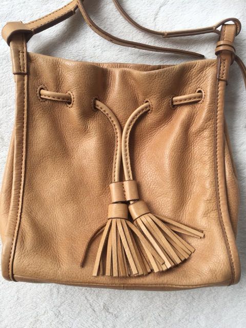 Fossil claire shop drawstring bag