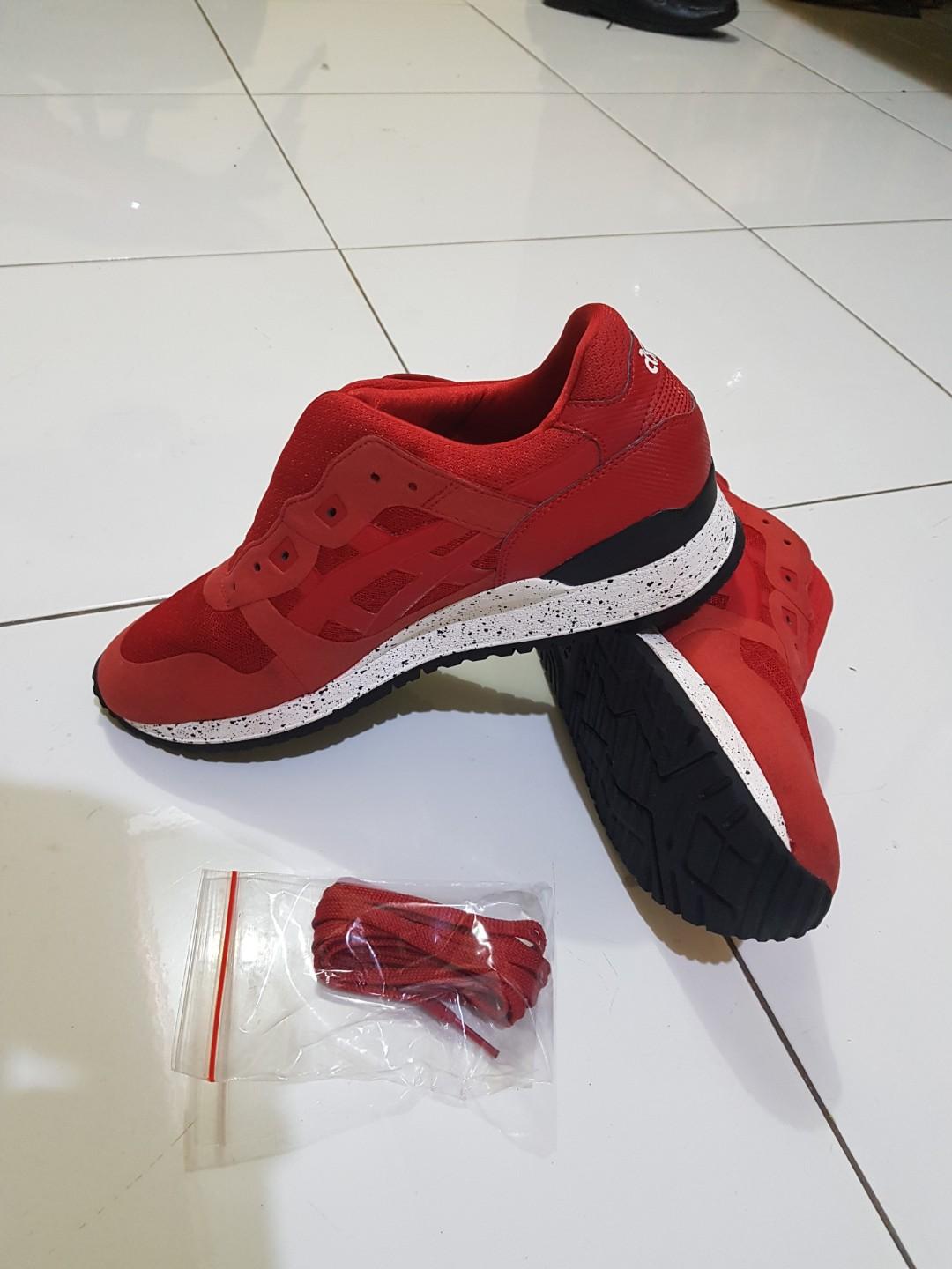 Sepatu Asics Gel Red Shoes, Fesyen Pria 