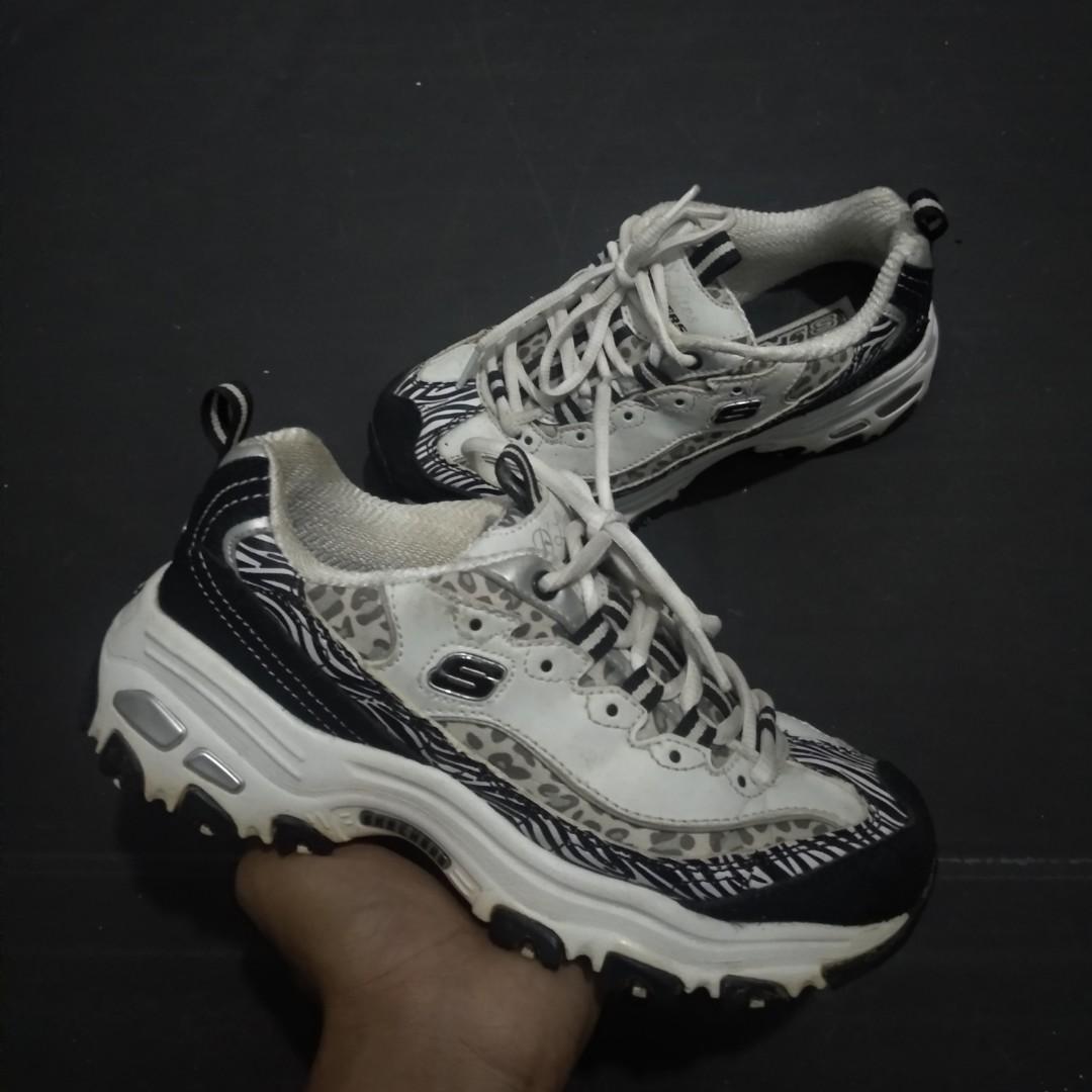 Skechers D Lites Animal Pack Milligan and Hill Fesyen Wanita