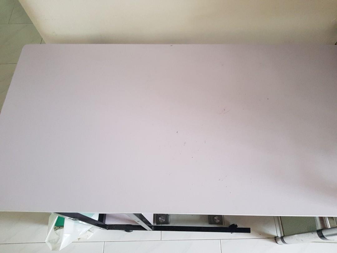 Study Table (Category: Tables & Sets) located in Singapore. Submitted by leysbilley (Listing ID 252005828, Image 2). Description: Can slide in under bed or sofa to use 80l 40w 75h.