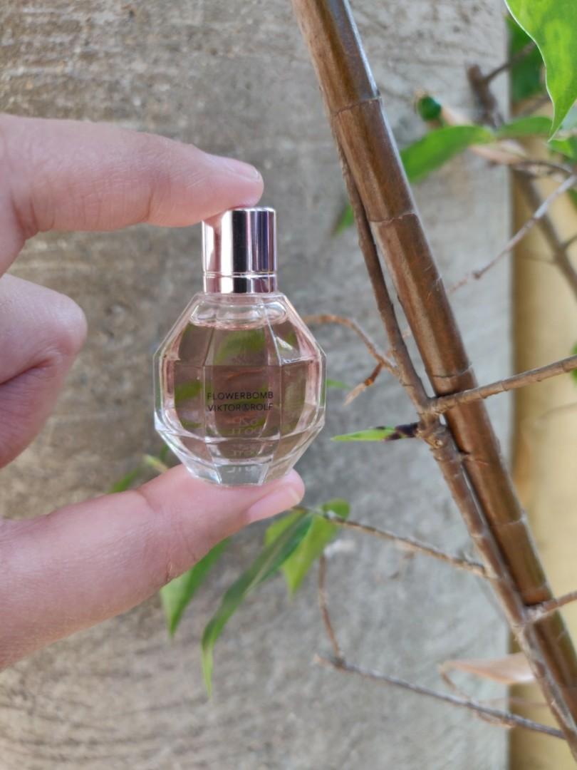 Viktor Rolf Flowerbomb Mini Perfume Beauty Personal Care Fragrance Deodorants On Carousell