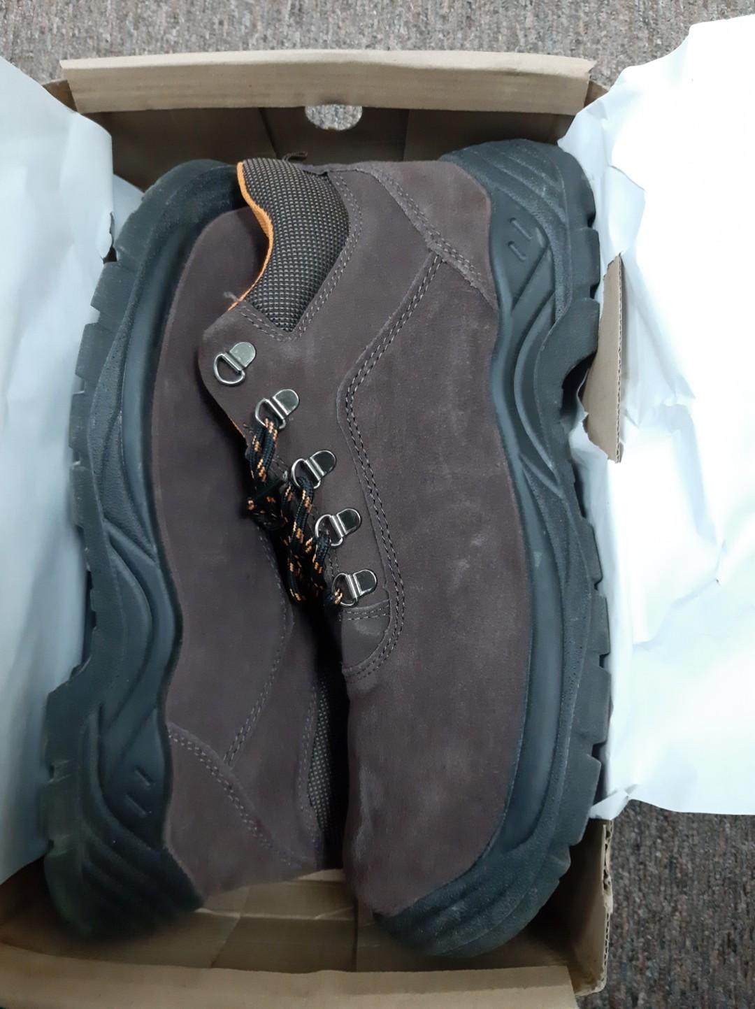 size 14 hiking boots