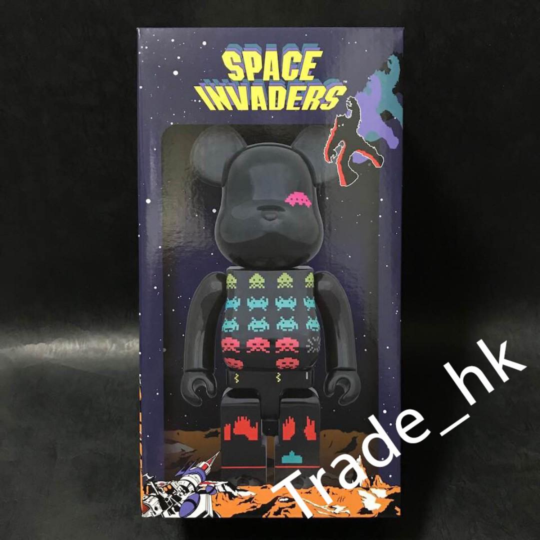 bearbrick space invaders