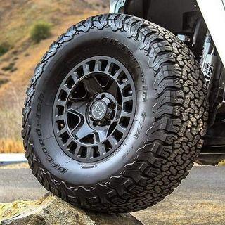 York black Rhino original 20 inch opt Tires avail deferred