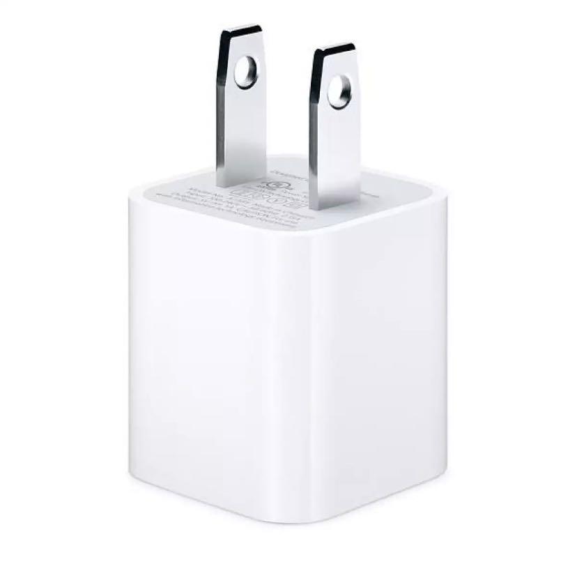 Apple 5W USB Power Adapter (Category: Chargers) located in Quezon City. Submitted by kshops (Listing ID 252310888, Image 1). Description: Original Power Adapter Came with my iphone8 Never used or taken out of the box Still with plastic seal.