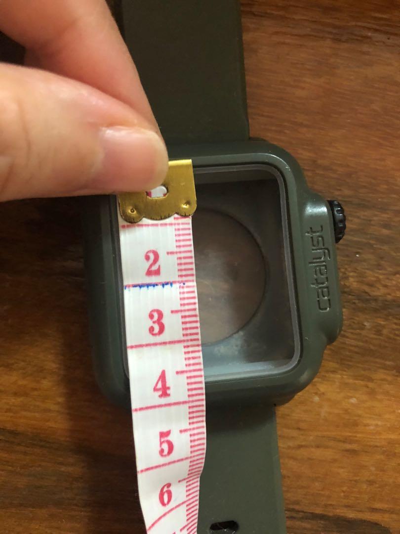 apple watch case (Category: Portable Audio Accessories) located in Davao. Submitted by thessavee (Listing ID 244092133, Image 2). Description: catalyst case for apple watch 38mm first gen used once rfs: bought a new apple watch. this is for the old model.