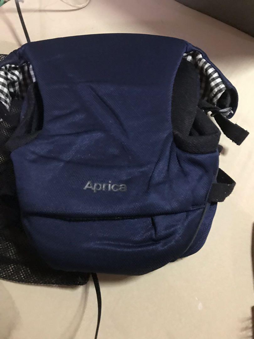 aprica fitta 4way (Category: Strollers) located in Pasig City. Submitted by eemmp (Listing ID 252221540, Image 3). Description: never been used bought in Japan rfs decluttering.