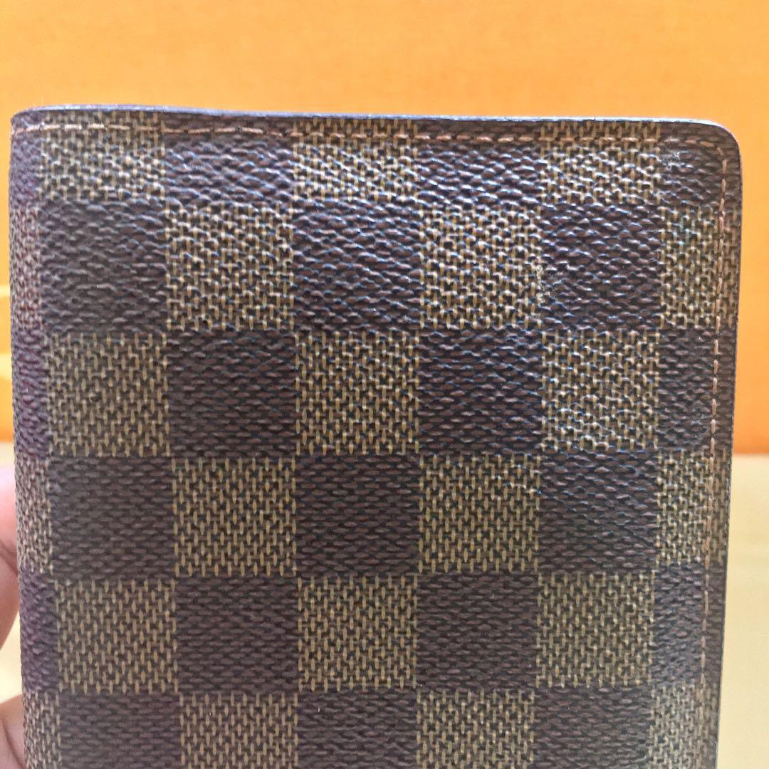 Louis Vuitton Brazza Wallet N60017, Luxury, Bags & Wallets on Carousell