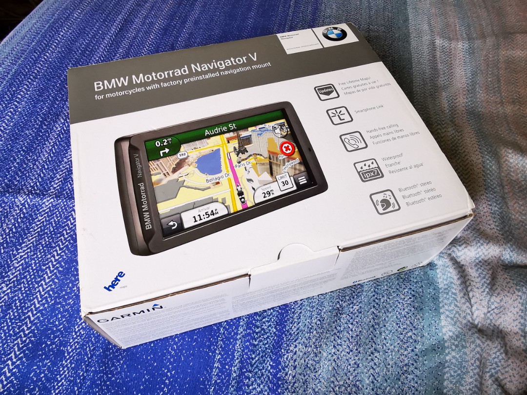 BMW Motorrad Nav V, Motorcycles, Motorcycle Accessories on Carousell