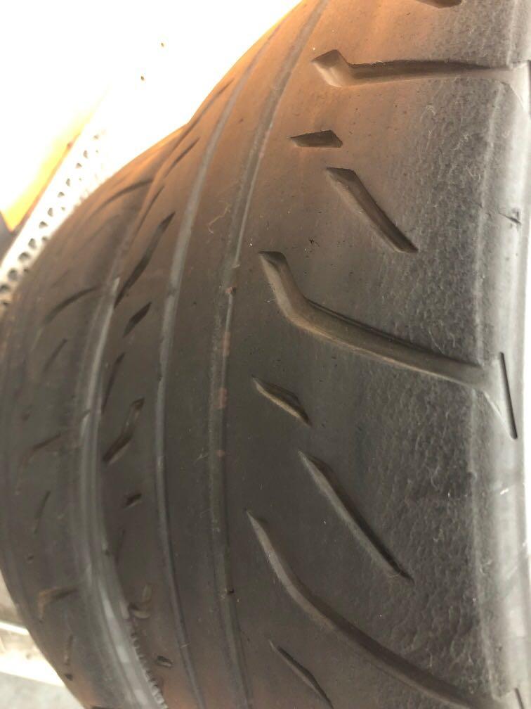 Bridgestone Semi Slicks RE71R (235/35/19), Car Accessories, Tyres
