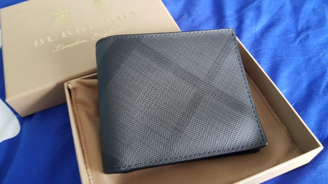 Burberry wallet best sale 2019