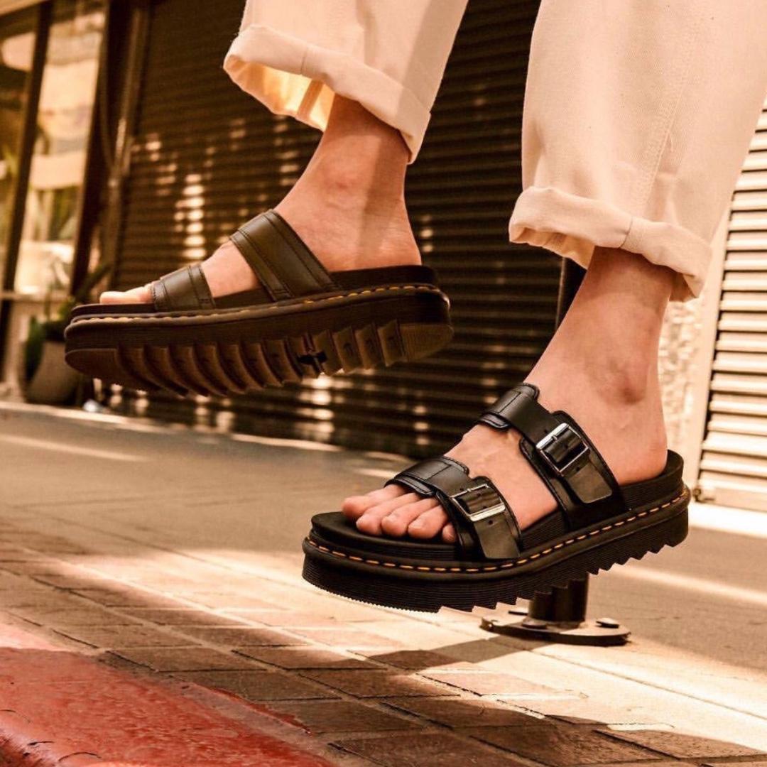 Dr martens online sandals men