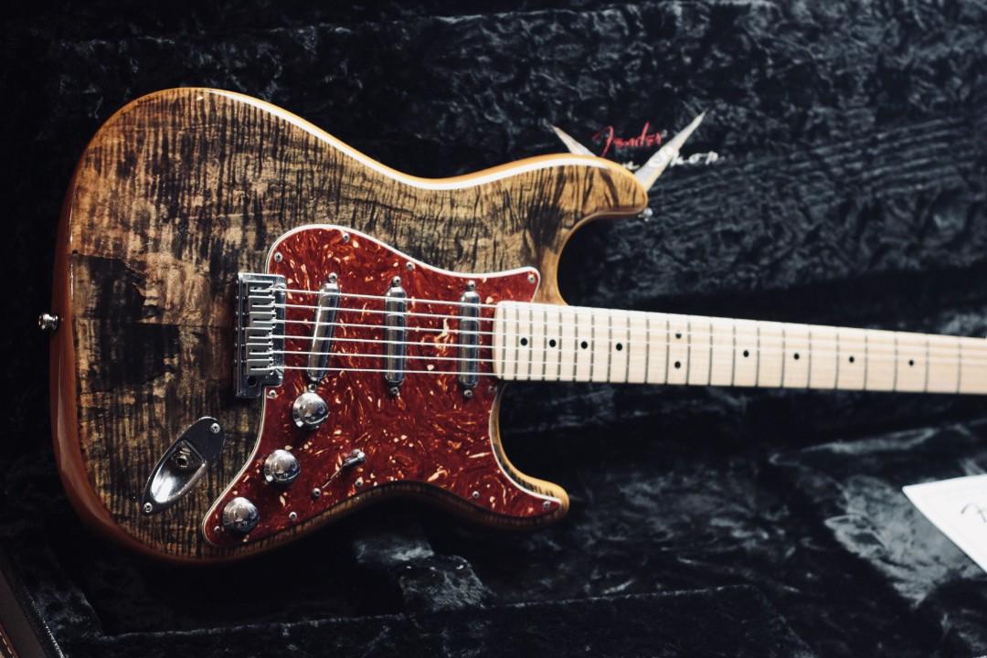 Fender Custom Shop Artisan Spalted Maple Strat 2014 Natural Usa