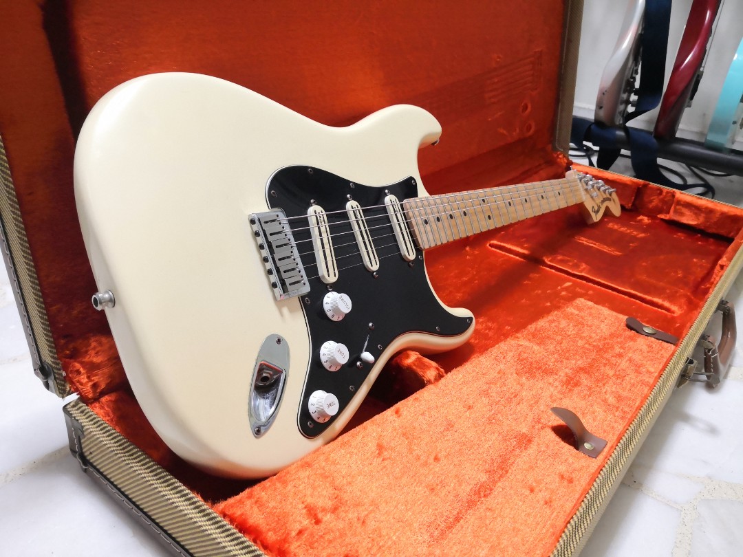 Fender USA Billy Corgan Stratocaster Hobbies Toys Music