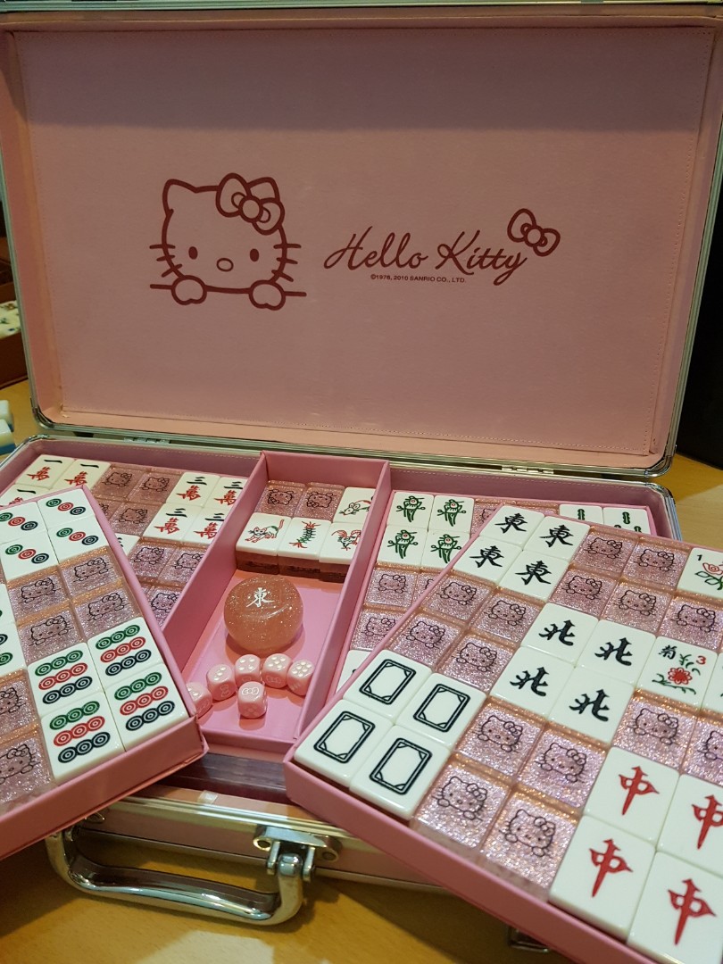 Hello Kitty Mahjong Set, Babies & Kids, Baby Nursery & Kids Furniture, Other Kids Furniture on