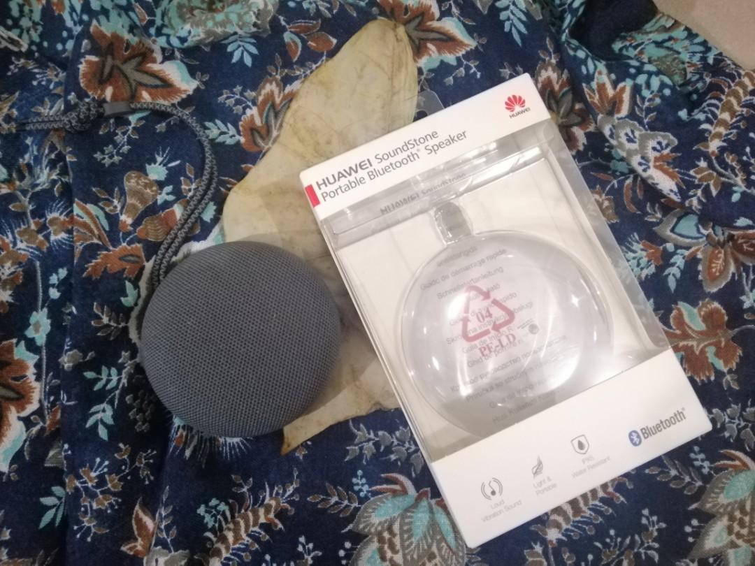 waterproof shockproof bluetooth speaker