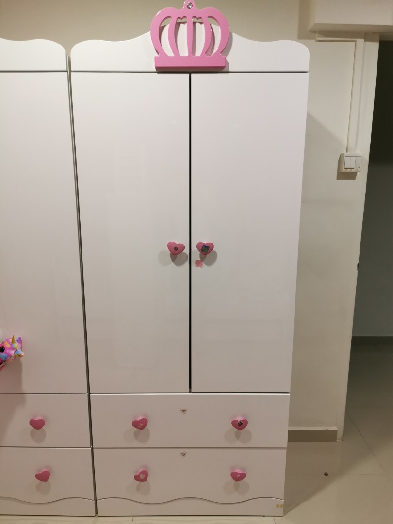Girls cupboard shop