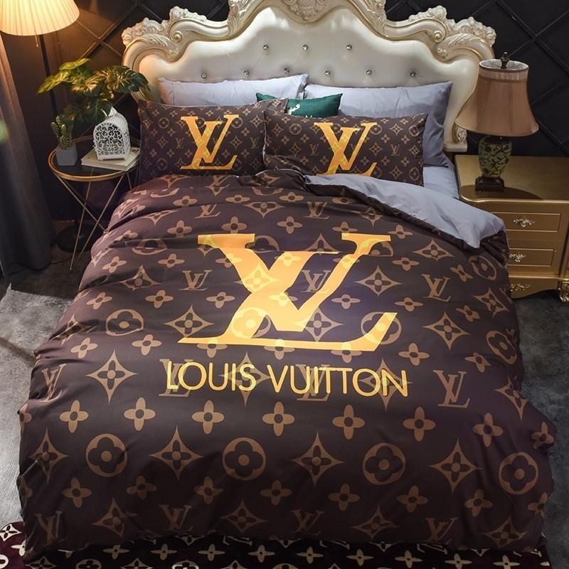 Louis Vuitton Luxurious Soft Cotton Bedsheets Set Furniture Home