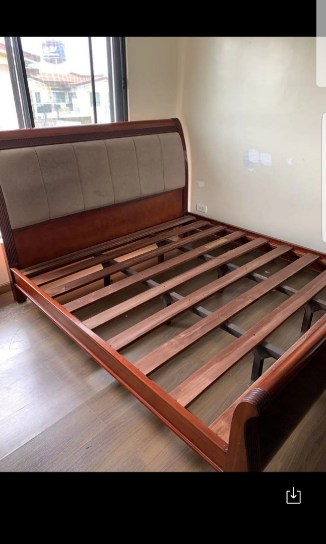 Matress with bed frame 72x75, Furniture 