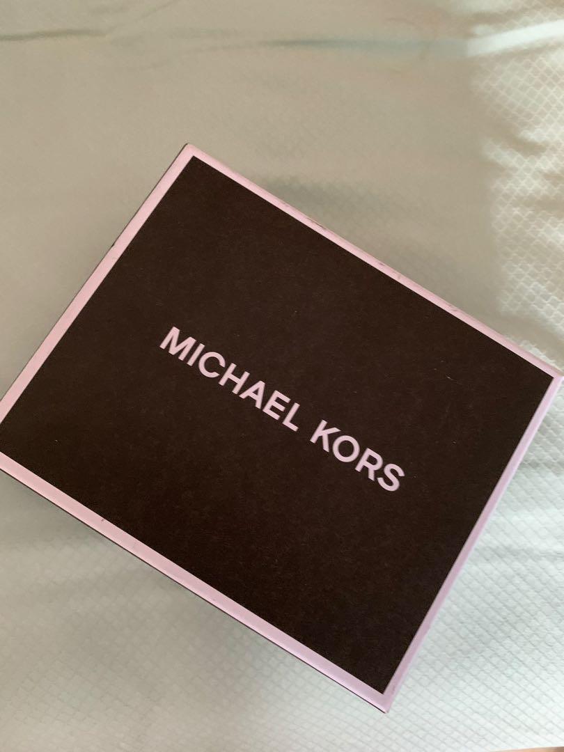 michael kors credit card holder