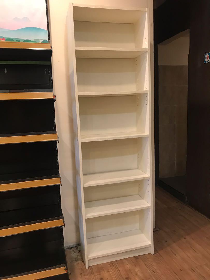 Moving Clearance (Category: Tables & Sets) located in Subang Jaya. Submitted by uninatural (Listing ID 252249835, Image 1). Description: .