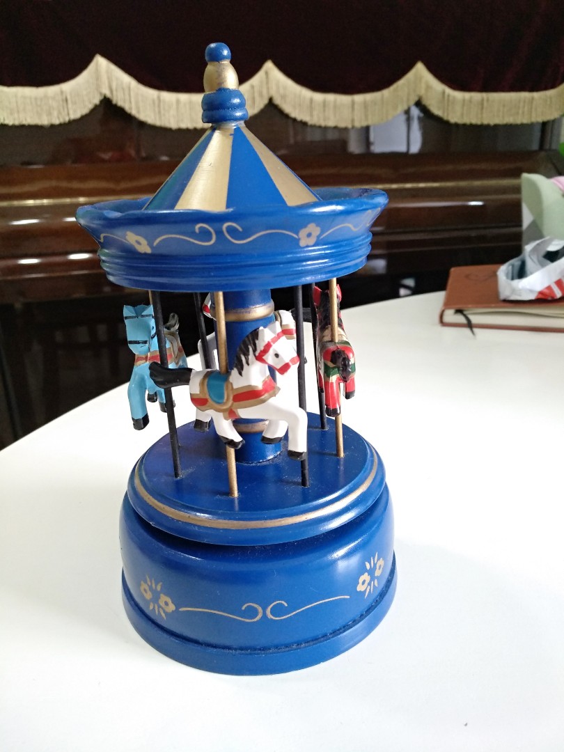 Musical Carousel, Hobbies & Toys, Toys & Games on Carousell