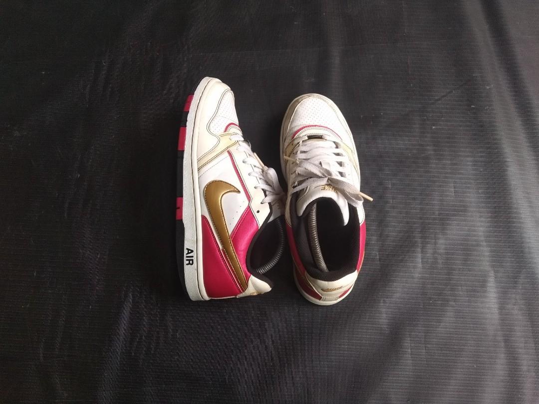 nike prestige 3