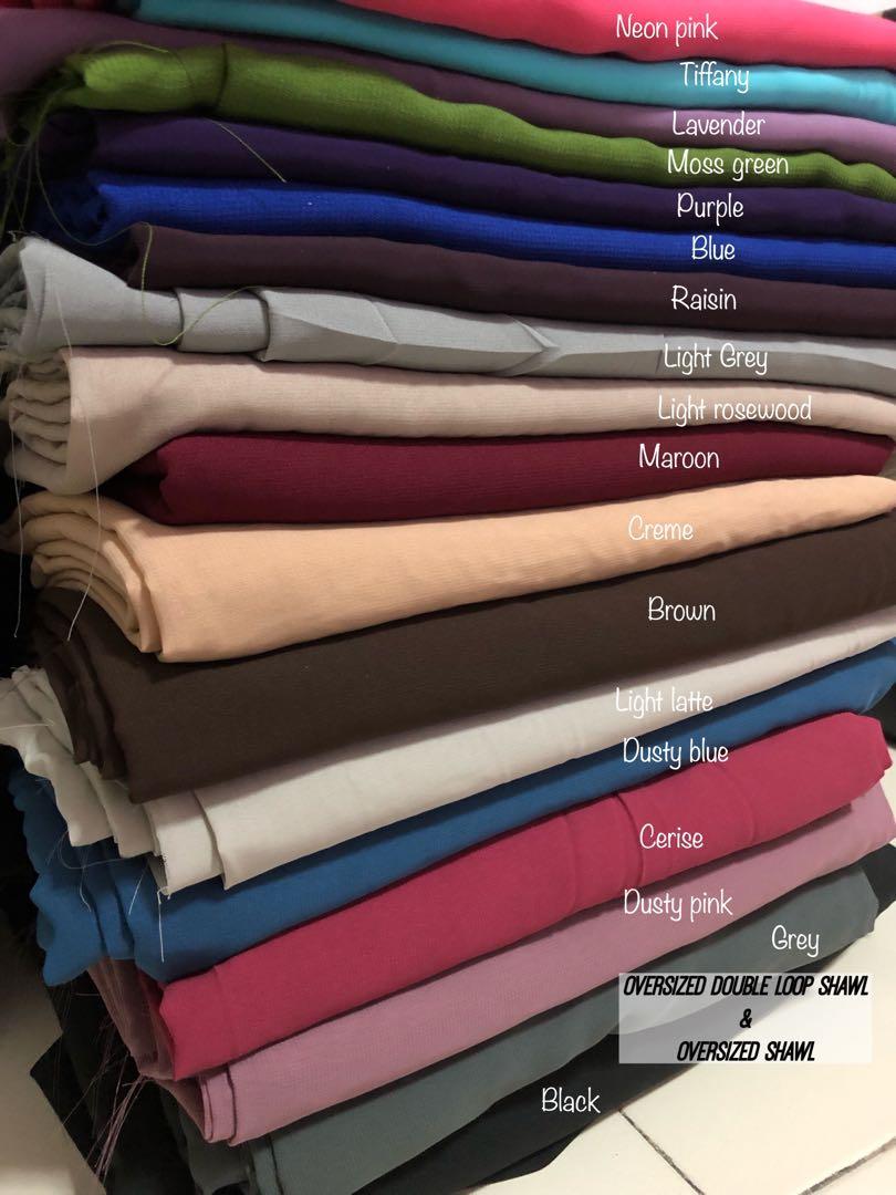 Oversized double loop shawl (Category: Hijabs) located in Singapore. Submitted by mymodestystory (Listing ID 252198133, Image 1). Description: New colours stock up for oversized double loop shawl. Chat with us for more details 👍🏼.